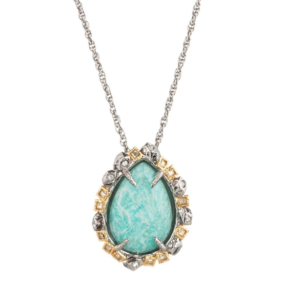 Mosaic Pendant Crystal Necklace